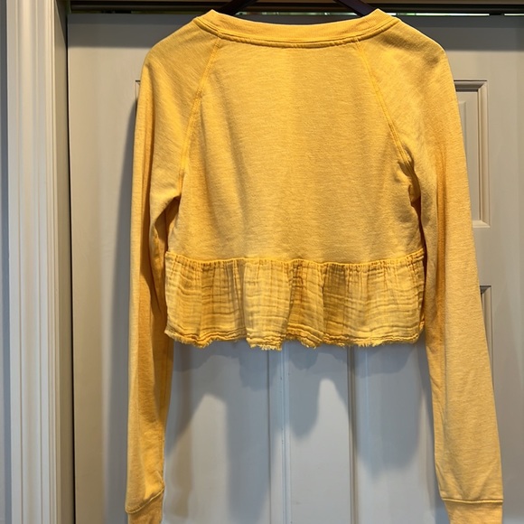 Free People gold Jersey knit cropped top with ruffle - Picture 6 of 13
